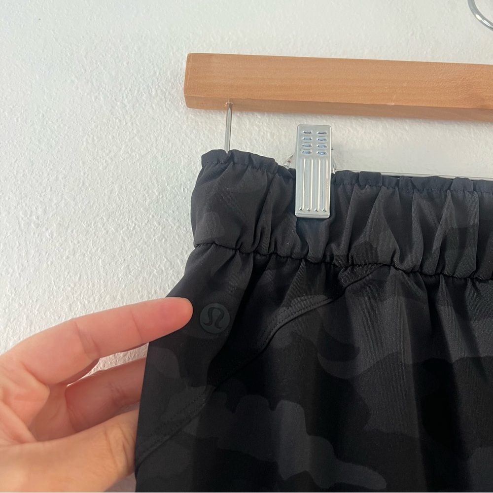 LULULEMON | Stretch High Rise Jogger in Heritage 365 Camo | 6 - Picture 4 of 5